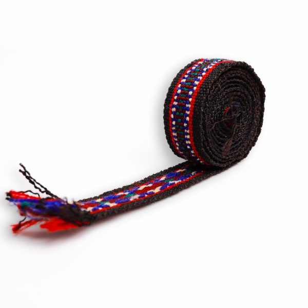 Brau traditional de lana tesut 148x3CM