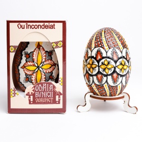 Ou incondeiat cu ceara (gasca) din Bucovina