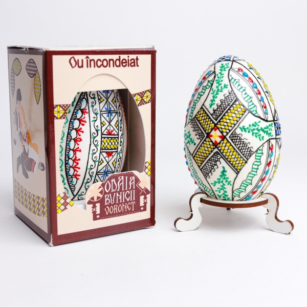 Ou incondeiat cu ceara (gasca) din Bucovina