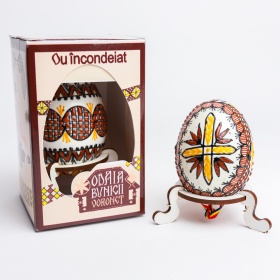 Ou incondeiat cu ceara (rata) din Bucovina