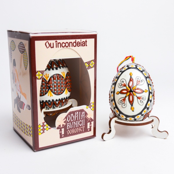 Ou incondeiat cu ceara (rata) din Bucovina