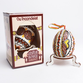 Ou incondeiat cu ceara (rata) din Bucovina