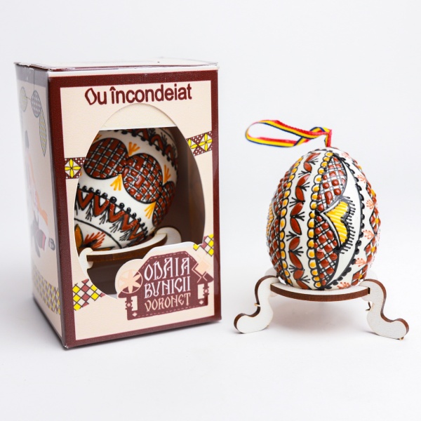 Ou incondeiat cu ceara (rata) din Bucovina