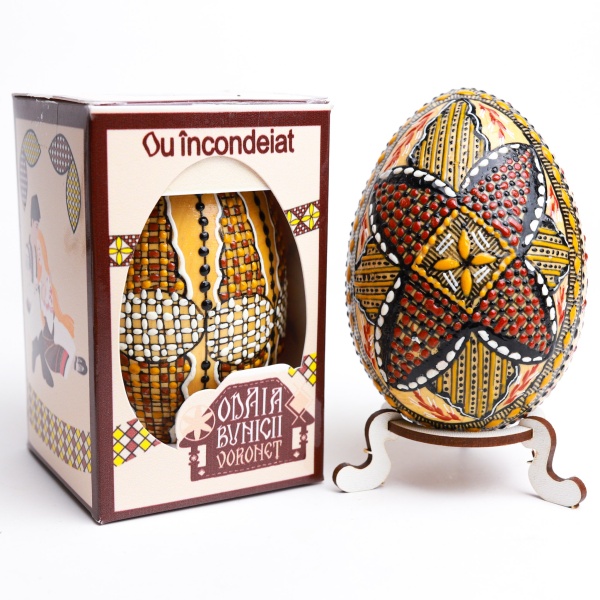 Ou din lemn incondeiat cu ceara - din Bucovina