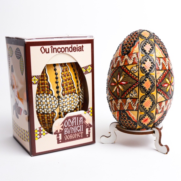 Ou din lemn incondeiat cu ceara - din Bucovina