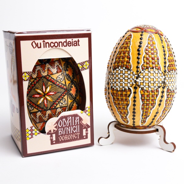 Ou din lemn incondeiat cu ceara - din Bucovina