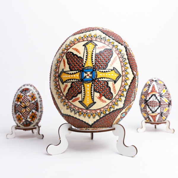 Ou de strut incondeiat cu ceara (in relief) - din Bucovina