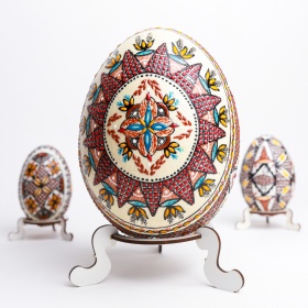 Ou de strut incondeiat cu ceara (in relief) - din Bucovina