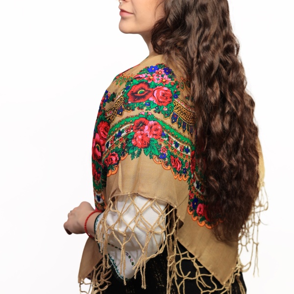 Batic/Esarfa cu franjuri - model floral