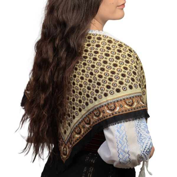 Batic / Naframa cu model traditional