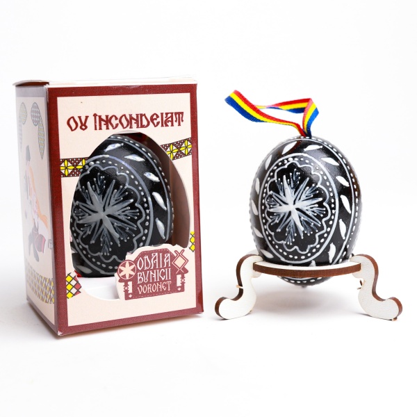 Ou incondeiat cu ceara - din Bucovina