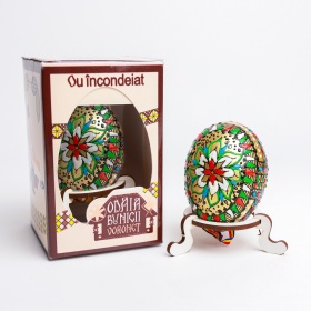 Ou incondeiat cu ceara (rata) din Bucovina