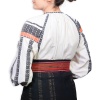 Ie traditionala cusuta manual din Bucovina