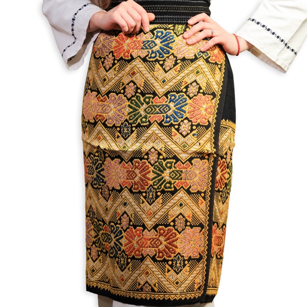 Catrinta / Fota tesuta manual la razboi