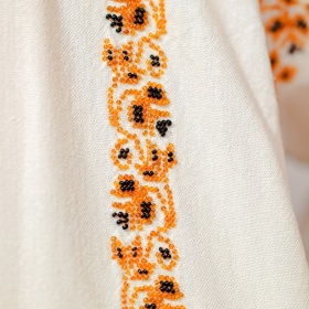 Ie traditionala din Bucovina cusuta manual cu margele- 2XL