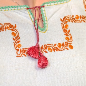 Ie traditionala autentica din Bucovina - S