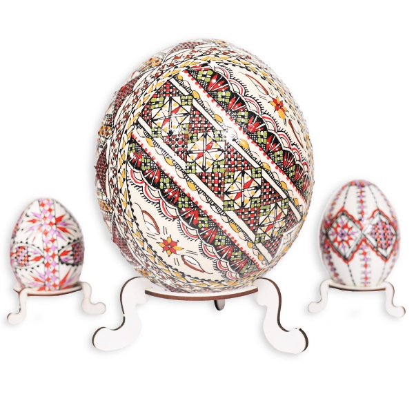 Ou de strut incondeiat cu ceara (in relief) - din Bucovina